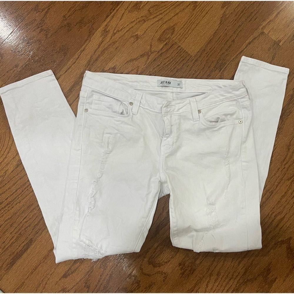 EUC Stitch Fix Just Black Distressed Skinny Jean White sz 30